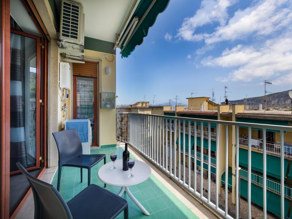 Azzurro Park Suite SORRENTO Esterno foto